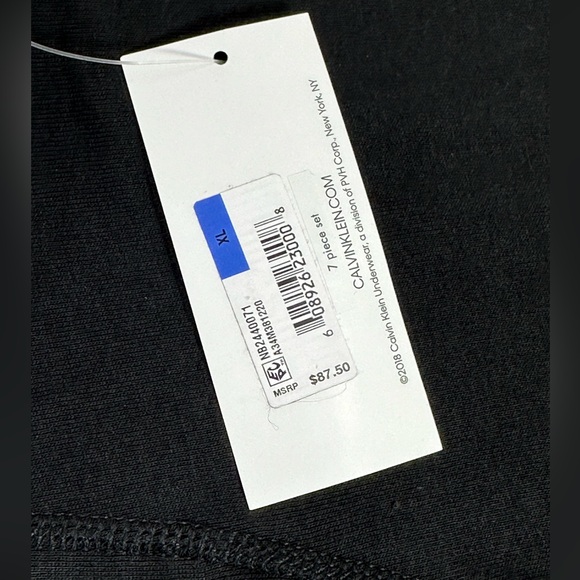 Calvin Klein Men's Cotton Classics 7-Pack Boxer Brief - Picture 13 of 14